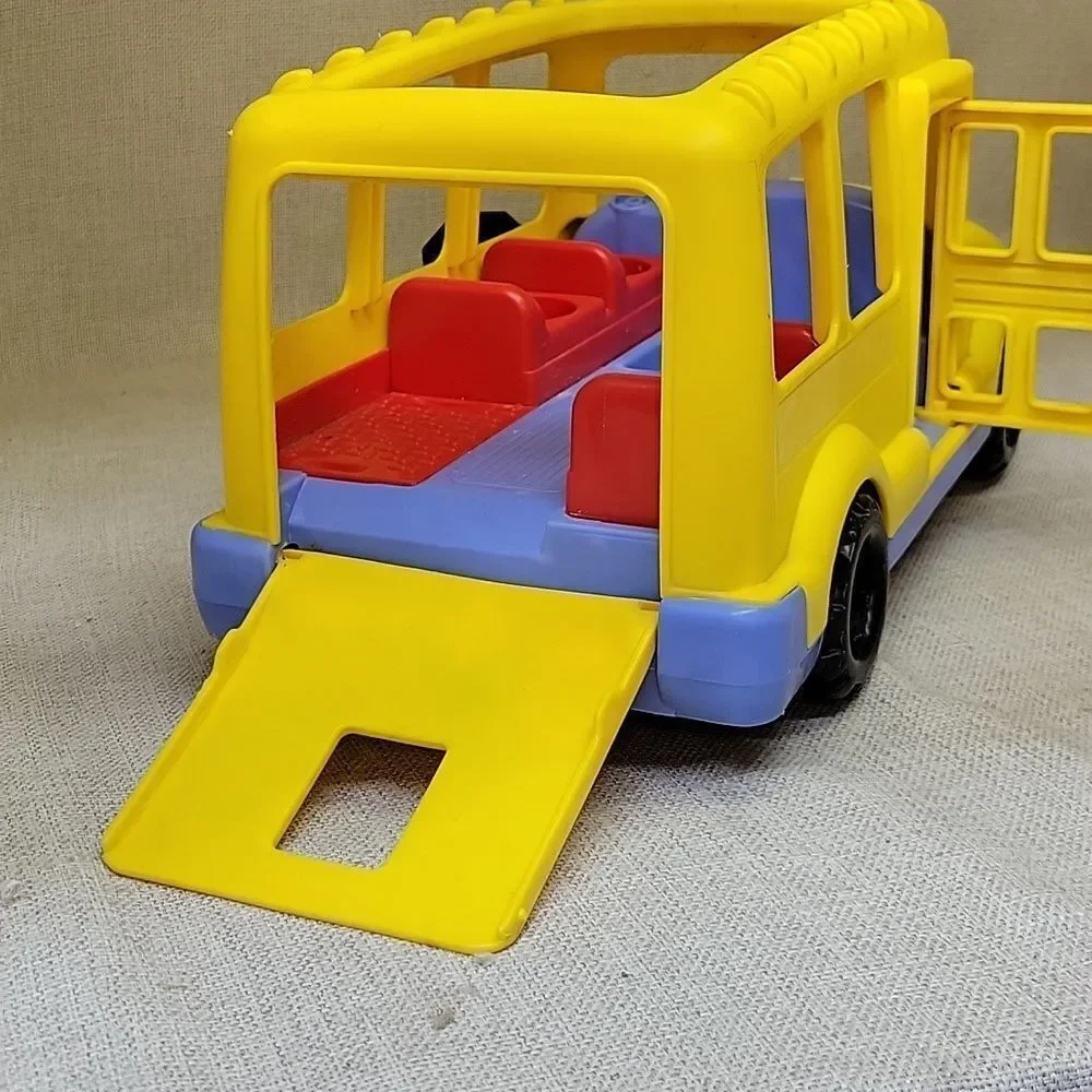 Fisher-Price Nifty Station Wagon , Little People Airplane, School Bus, 11 Figure